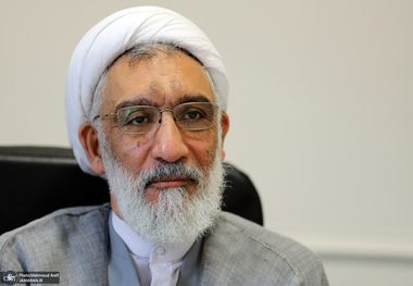 پورمحمدی: ایران با تدبیر در مذاکرات حضور می‌یابد/ قرارداد ۱۰۰۰ میلیارد دلاری ترامپ با مقامات سعودی نوعی تاراج دارایی‌های مردم  منطقه است/ ملت ایران هرگز چنین ذلتی را تحمل نخواهند کرد/ ترامپ در مذاکرات دنبال باج گیری است، همان باجی که از عربستان گرفتند