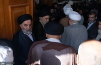 حضور هزاران نفر در مراسم تشییع پیکر همسر آیت الله العظمی سیستانی (1)