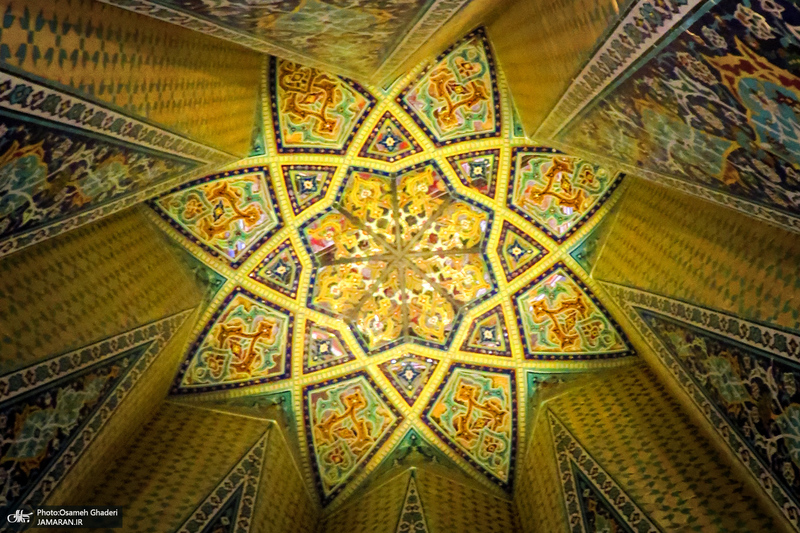 آرامگاه باباطاهر همدان