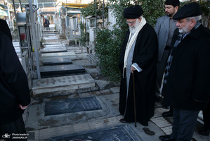 حضور رهبر معظم انقلاب در مرقد مطهر امام خمینی(س) و گلزار شهیدان