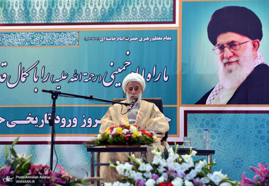 آیت الله جنتی: مردم تحمل گرسنگی و تشنگی را دارند، ولی تحمل شکست انقلاب را ندارند