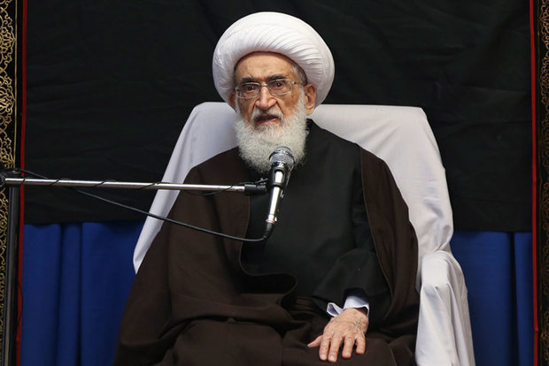 آیت اللّه امینی الگوی ارزنده و پرکار برای طلاب جوان بود