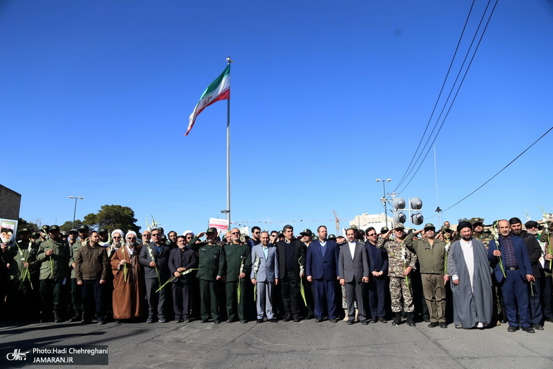 مراسم 12 بهمن و گلباران بیت امام خمینی(س) در قم