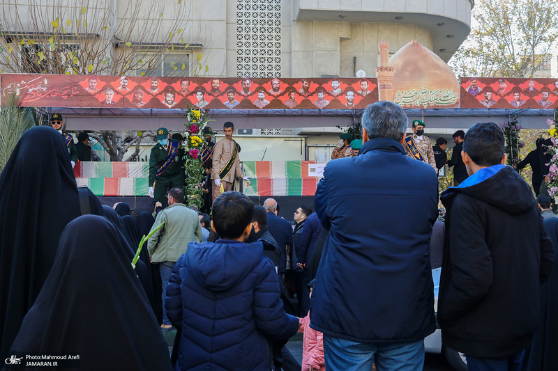 تشییع پیکرهای 110 شهید گمنام دفاع مقدس در تهران - 2