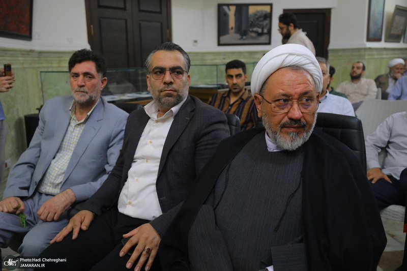 محفل ادبی با حضور استاد مجاهدی در مجتمع یادگار امام (س) قم
