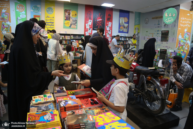 سی و ششمین نمایشگاه بین المللی کتاب تهران-6