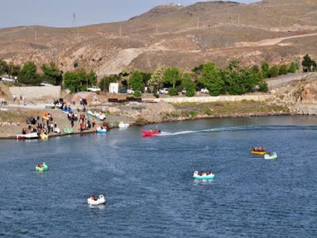 تکرار نوستالوژی بند گلستان در بند طرح و مجوز