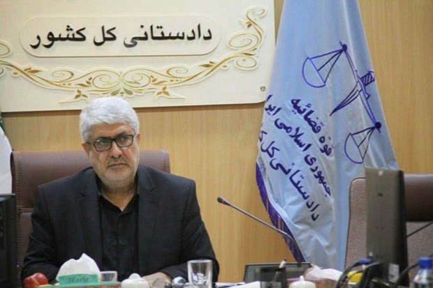 خانواده شهدا بزرگترین سرمایه های کشور هستند