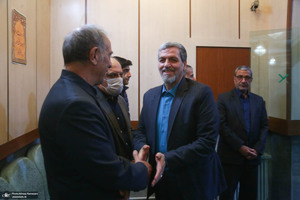 مراسم ختم مادر عباس عبدی