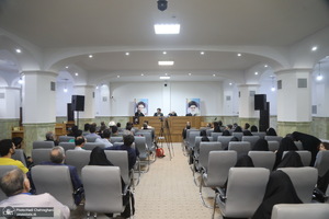 هفتمین محفل ادبی پروانه‌ ها در مجتمع فرهنگی هنری یادگار امام (ره) قم