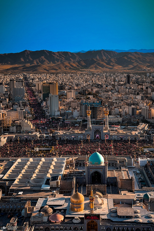 تشییع پیکر مطهر رهبر شهید انقلاب اسلامی در مشهد مقدس