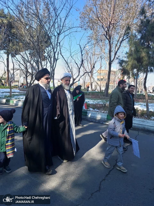 راهپیمایی باشکوه 22 بهمن در قم