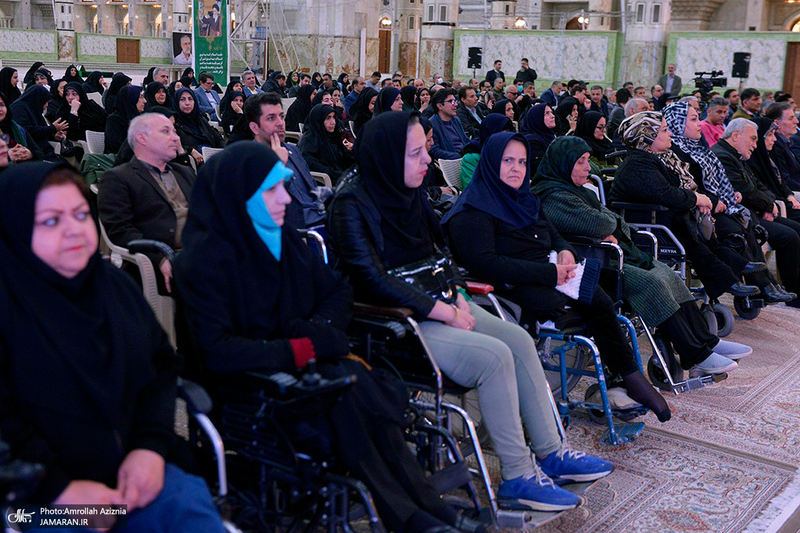 تجدید میثاق رئیس سازمان بهزیستی و جمعی از توان یابان با آرمان های حضرت امام خمینی (س)