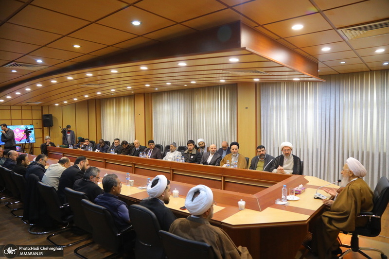 دیدار اساتید و روسای دانشگاه های کشورهای اسلامی با آیت الله العظمی جوادی آملی‎