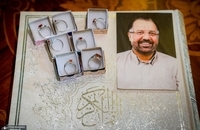 حضور نماینده رهبر انقلاب اسلامی در منزل خانواده‌های فرماندهان شهید حزب‌الله لبنان در بیروت (11)