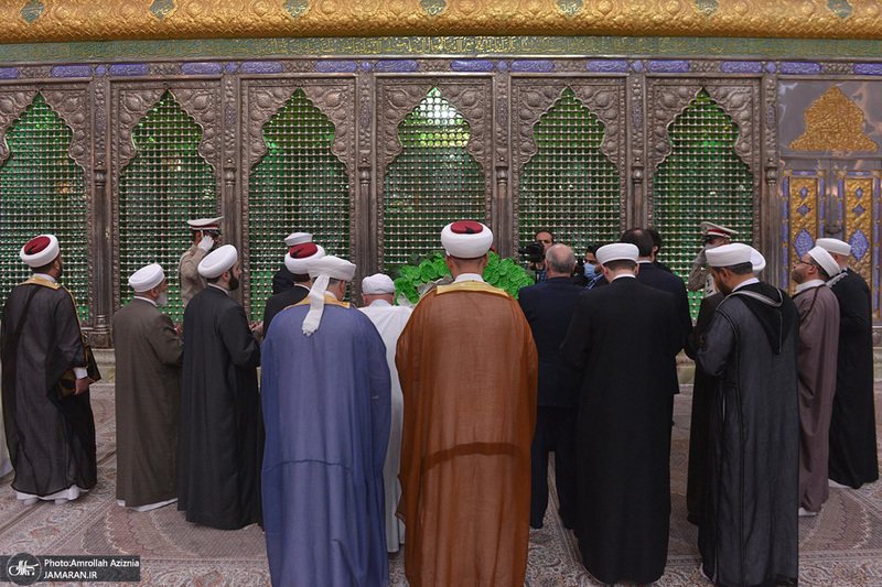 ادای احترام جمعی از علمای اهل سنت کشور سوریه به مقام شامخ حضرت امام (س)
