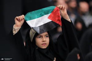 آخرین شب مراسم عزاداری شهادت حضرت فاطمه‌زهرا (س) در حسینیه امام خمینی