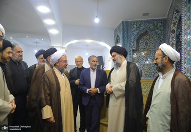 نشست علمی «امام خمینی (س)، حوزه پیشرو و سرآمد و بایسته های فقه کارآمد»