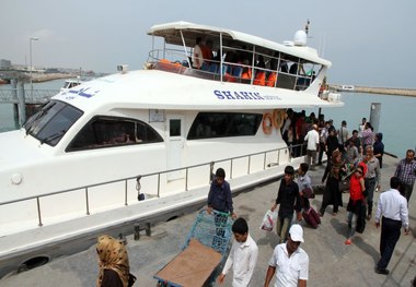 160هزار مسافردر مسیر دریایی بندرعباس به  قشم و هرمز جابه جا شدند