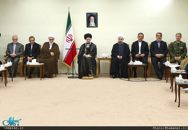 تأکید رهبر معظم انقلاب بر تغییر جهت گیری «اقتصاد رانتی و نفتی» به «اقتصاد مولّد و مردمی»