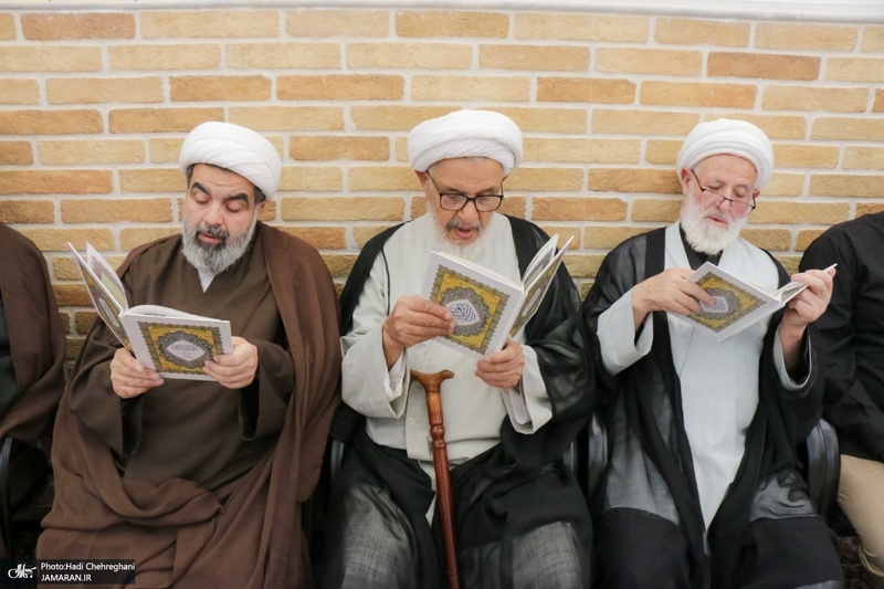 حضور آیت الله سید حسن خمینی در مراسم وداع با آیت الله العظمی شبری زنجانی (ره)