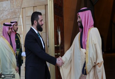 جزییات دیدار الجولانی با بن‌سلمان/ تلاش برای افزایش همکاری دولت جدید سوریه با عربستان + تصاویر