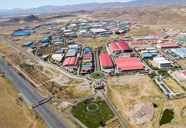 جذب 102 سرمایه گذار در شهرک های صنعتی قزوین