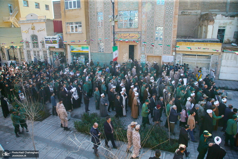 مراسم بزرگداشت 12 بهمن و گلباران بیت امام خمینی(س) در قم