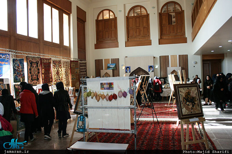 افتتاح نمایشگاه صنایع دستی در بیت تاریخی امام خمینی(س)
