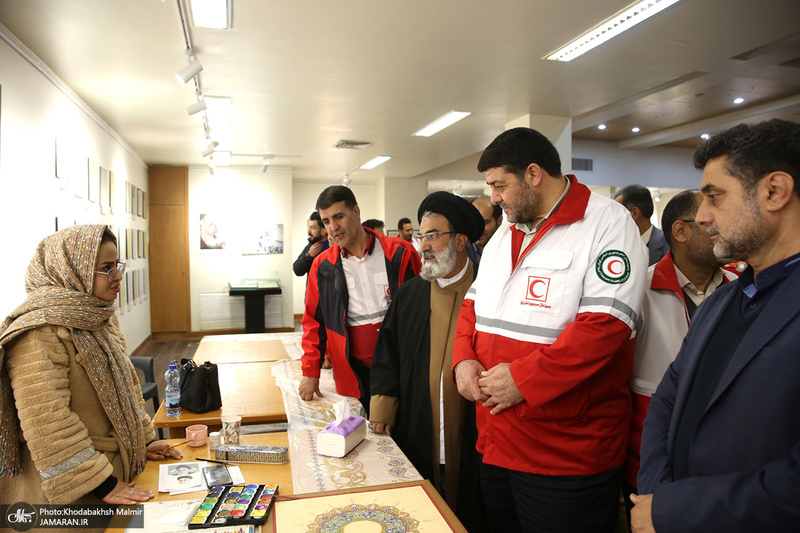 بازدید رئیس جمعیت هلال‌احمر  از بیت تاریخی حضرت امام در خمین