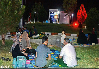 شب نشینی های رمضانی در بوستان ها