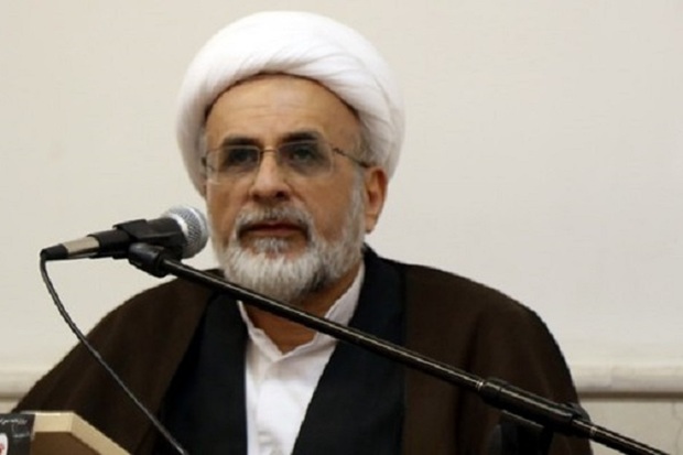 محمدرضا غفوریان: رحمت بر غضب، مقدم است/ به غلط، تصور می‌کنیم که اگر کسی اهل معنویت شد، اخمو می‌شود/ اوصاف پیامبر و اولیای الهی را نباید مجهول، غیبی و نافهمیدنی معرفی کنیم