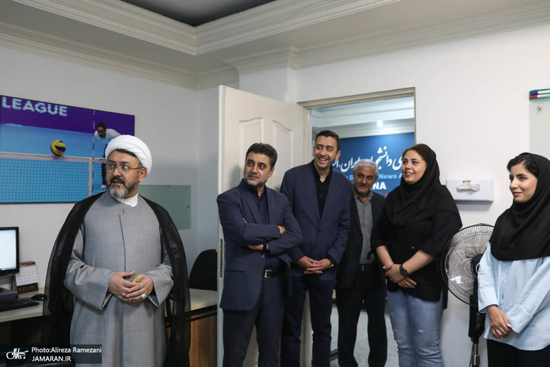 بازدید رییس موسسه تنظیم و نشر آثار امام خمینی (ره) از خبرگزاری ایسنا
