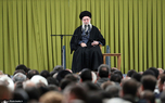 رهبر معظم انقلاب: آمریکایی‌ها بدانند که اگر این دفعه جنگ راه بیندازند، این جنگ، جنگ منطقه‌ای خواهد بود/ ایران مشت محکمی به آن کسی که طمع داشته باشد و حمله بخواهد بکند و اذیت بکند، خواهد زد