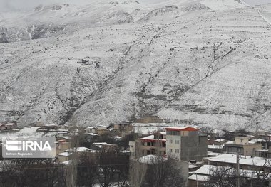 نواحی شمالی استان سمنان سفیدپوش می‌شود