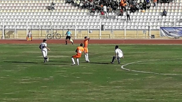 فوتبال دسته اول  برق جدید شیراز تیم صبای قم را از پیش رو برداشت