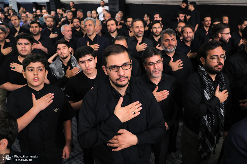 آخرین شب مراسم عزاداری حضرت اباعبدالله الحسین (ع) در حسینیه امام خمینی