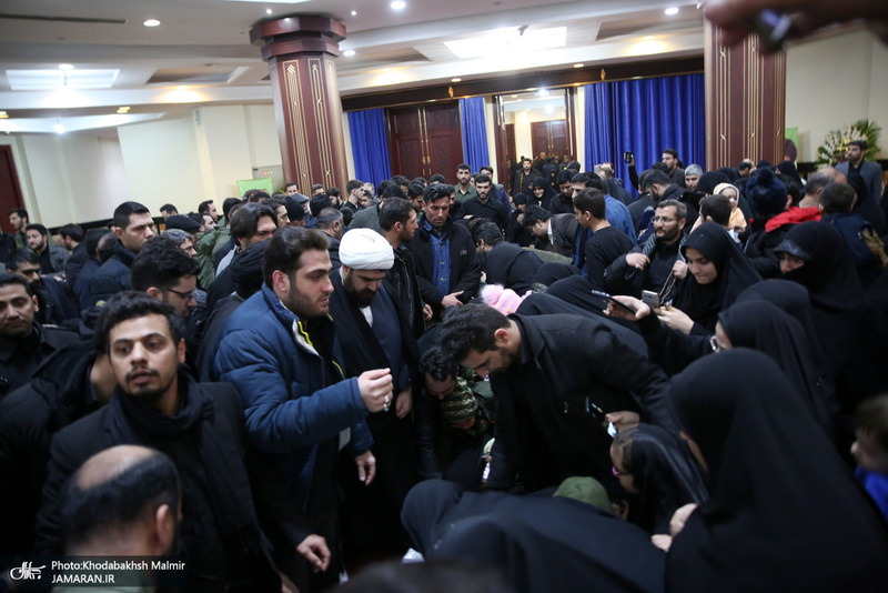 وداع با پیکر مطهر دو شهید مقاومت در حرم مطهر امام خمینی (س)