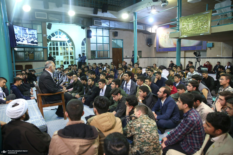 مراسم مجمع عالی بسیج دانش آموزی در حسینیه جماران