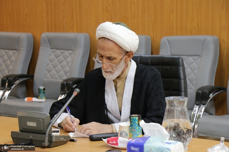 نشست اصالت تکلیف یا اصالت نتیجه با تاکید بر اندیشه امام خمینی(س)