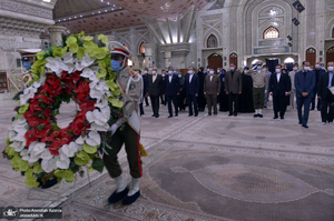 تجدید میثاق رئیس و کارکنان سازمان ملی استاندارد با آرمان های حضرت امام خمینی(س)