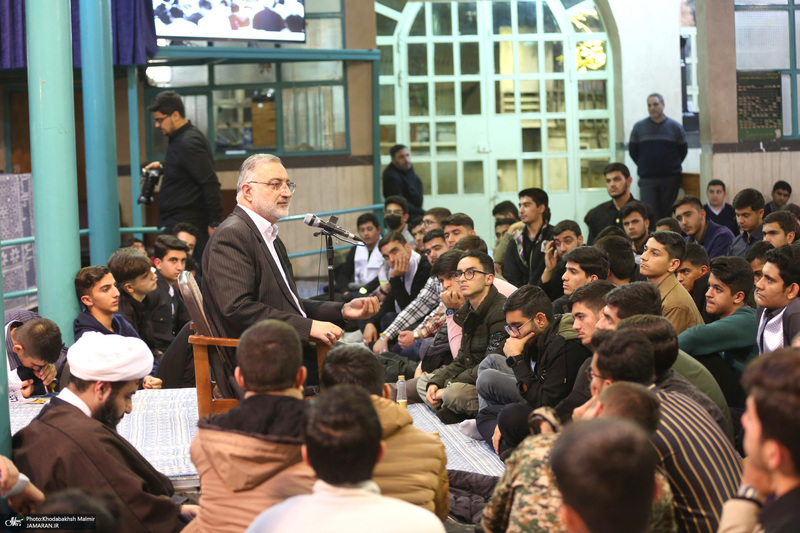 مراسم مجمع عالی بسیج دانش آموزی در حسینیه جماران