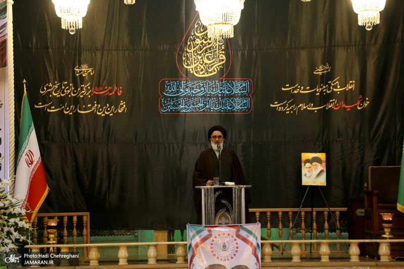 مراسم 12 بهمن و گلباران بیت امام خمینی(س) در قم