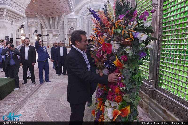 تجدید میثاق اصناف، نهادها، سازمان ها و اقشار مختلف مردم با آرمان های امام خمینی(س)