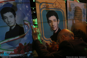 وداع با پیکر مطهر شهید امیر‌سعید قاسمی در امامزاده صالح(ع) فرحزاد 