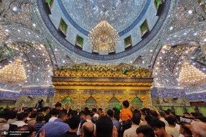 حال و هوای شب میلاد امام رضا (ع) در حرم مطهر امام حسین(ع)