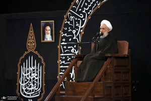 اولین شب عزاداری حضرت اباعبدالله الحسین (ع) در حسینیه امام خمینی