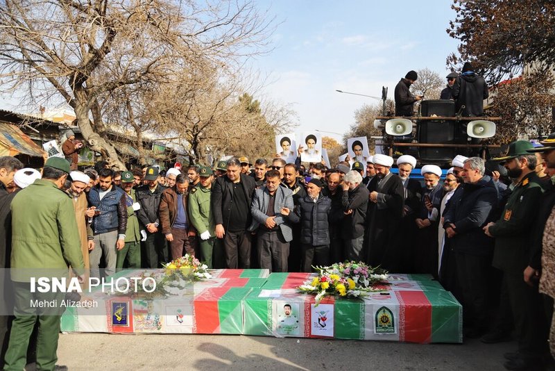 تصاویر/ تشییع پیکر شهدای حوادث اخیر در شهرهای مختلف ایران