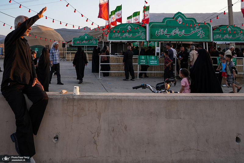 خدمت‌رسانی به زائران حسینی در مسیر عبور از ایلام