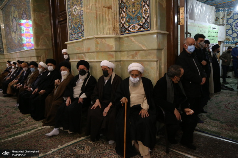 حضور مراجع و علما در مسجد امام حسن عسکری(ع) در پی ارتحال آیت الله العظمی صافی(ره)